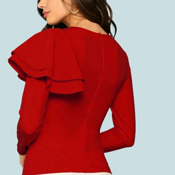 Long Sleeves Top With Tiered Ruffle Shoulder. - Picture 2 of 12